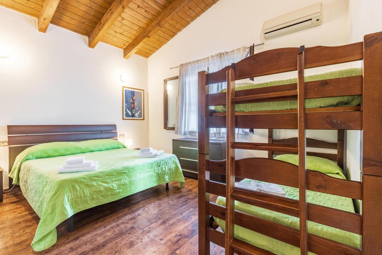 Albergo Residenziale Menhirs Putzu Idu Exterior foto