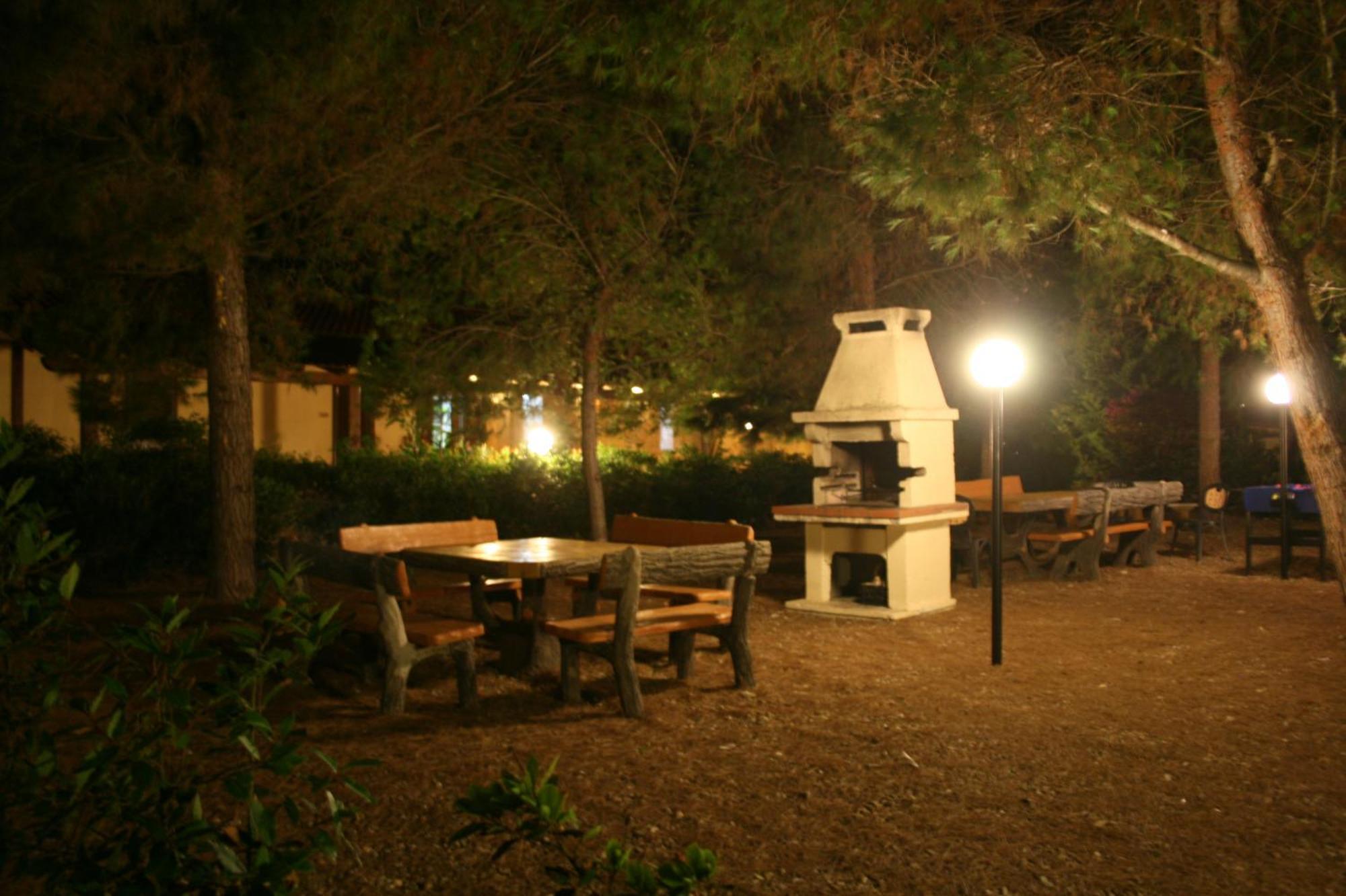Albergo Residenziale Menhirs Putzu Idu Exterior foto