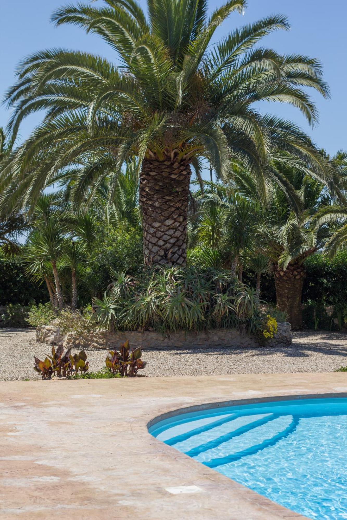 Albergo Residenziale Menhirs Putzu Idu Exterior foto